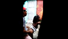 Delivery cogiendo a la enana del colmado- Real Brechado por el hoyito – Xleche.com – Videos porno