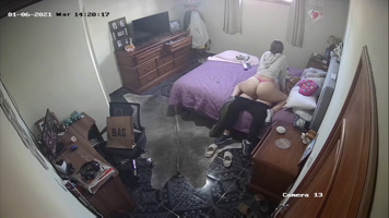 Descubrió a su papa follando con su amante – Xleche.com – Videos porno