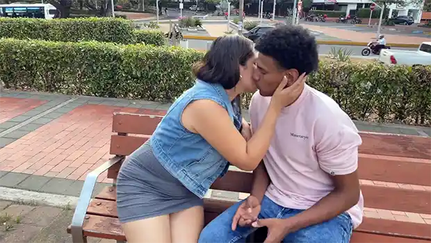 Madura quiere un colágeno para pasar un rato rico – Xleche.com – Videos porno